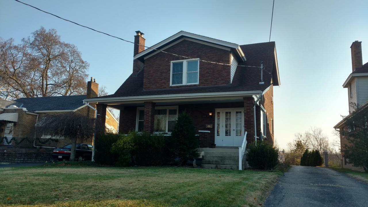 Homestay In Westwood 97909 Cincinnati Exterior photo